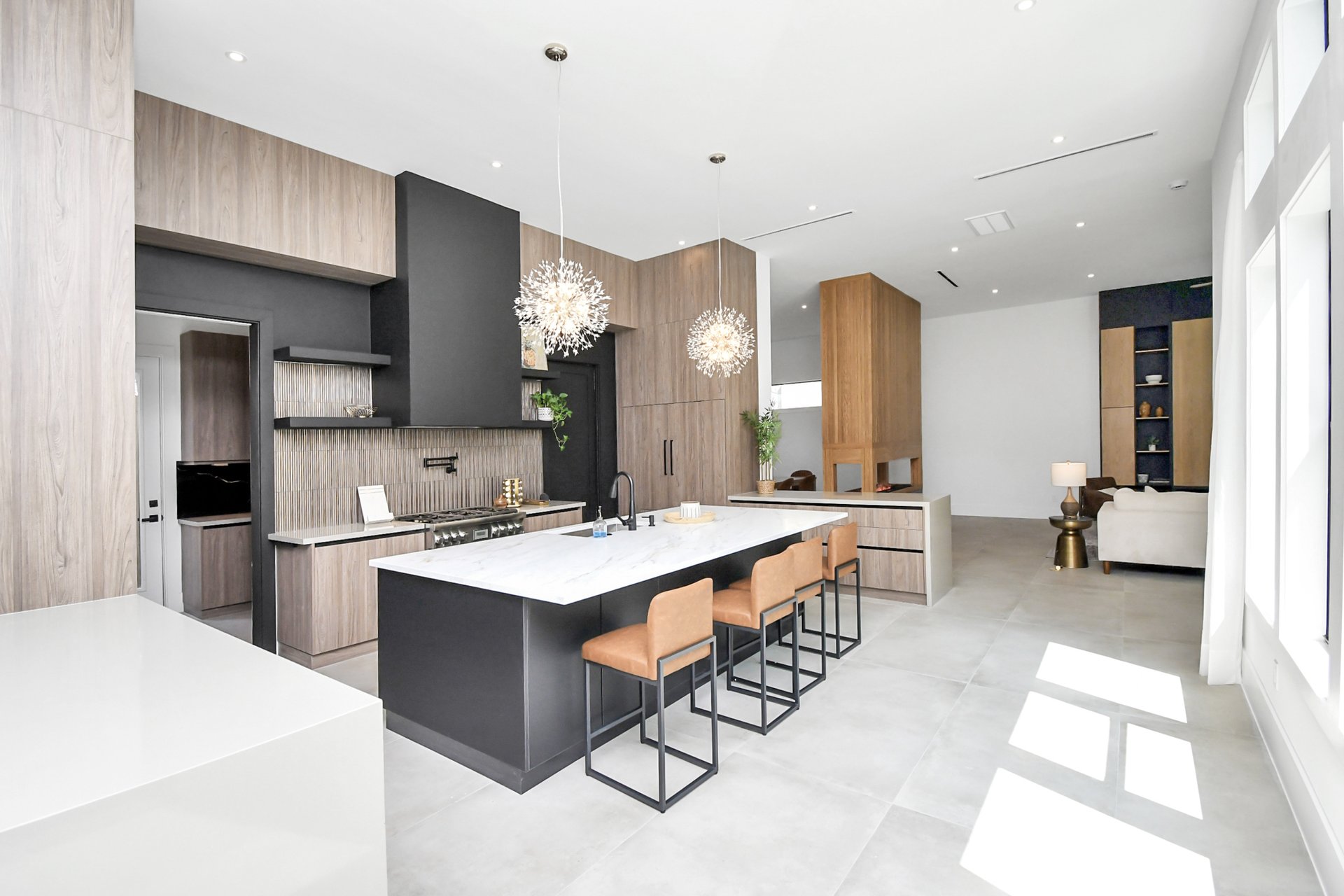 Chef kitchen with starburst pendants